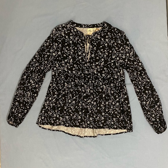 White Crow top. Fits large. NWT - Picture 1 of 7